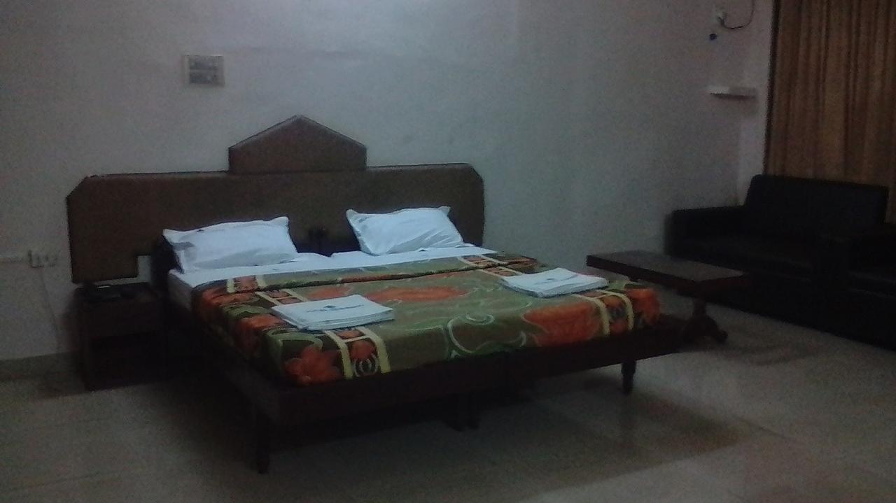 Hotel Nuhman Kondotty Εξωτερικό φωτογραφία